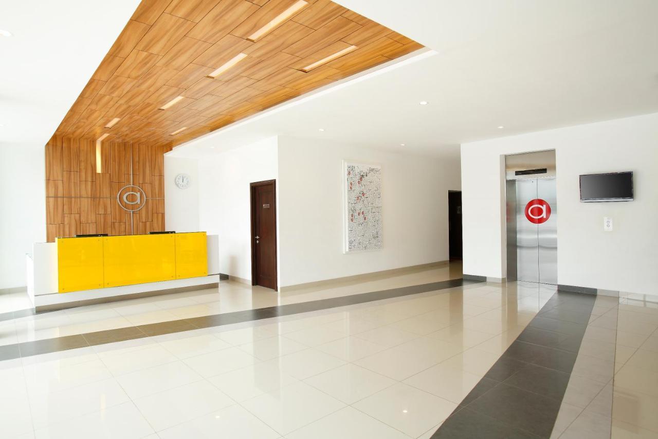 Amaris Hotel Tebet Джакарта Екстериор снимка