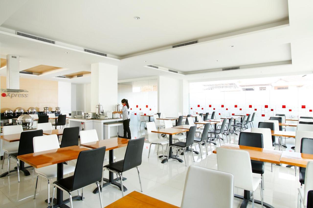 Amaris Hotel Tebet Джакарта Екстериор снимка