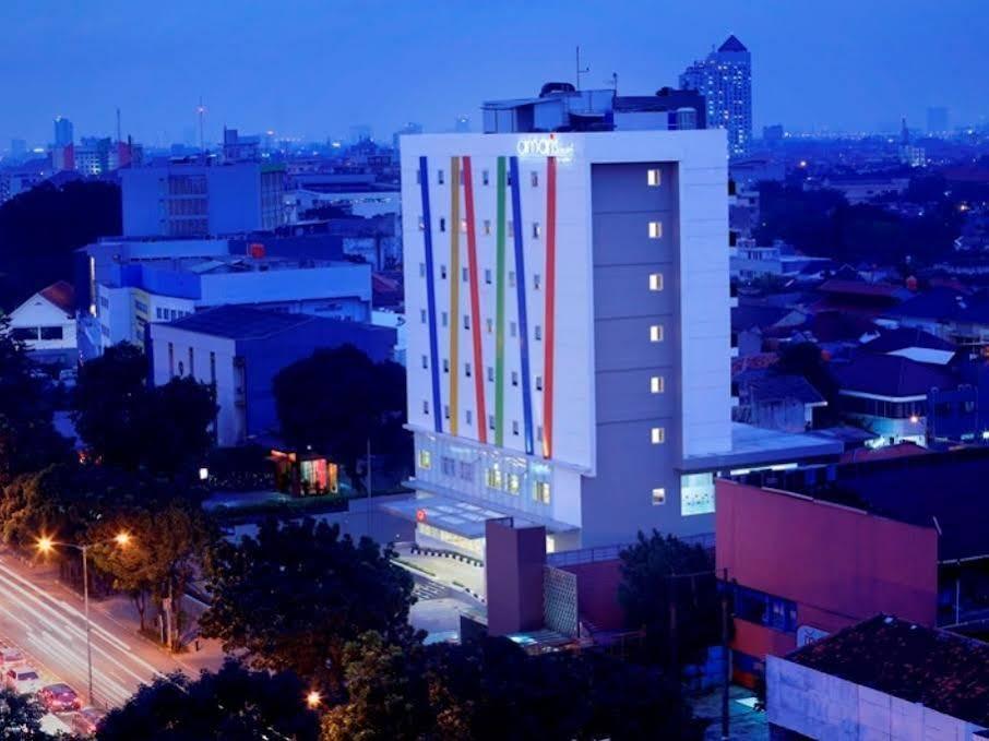 Amaris Hotel Tebet Джакарта Екстериор снимка